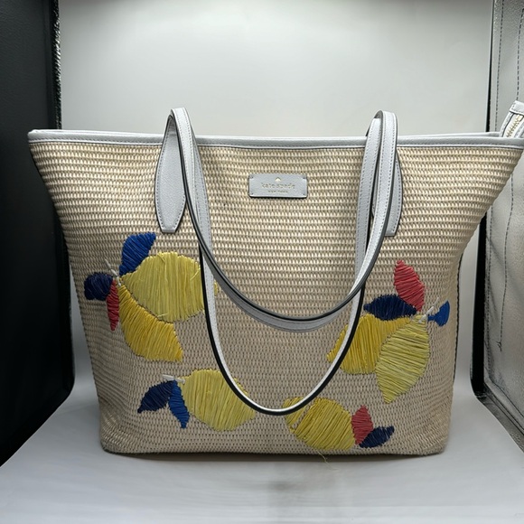 Kate Spade Tote - Picture 3 of 6